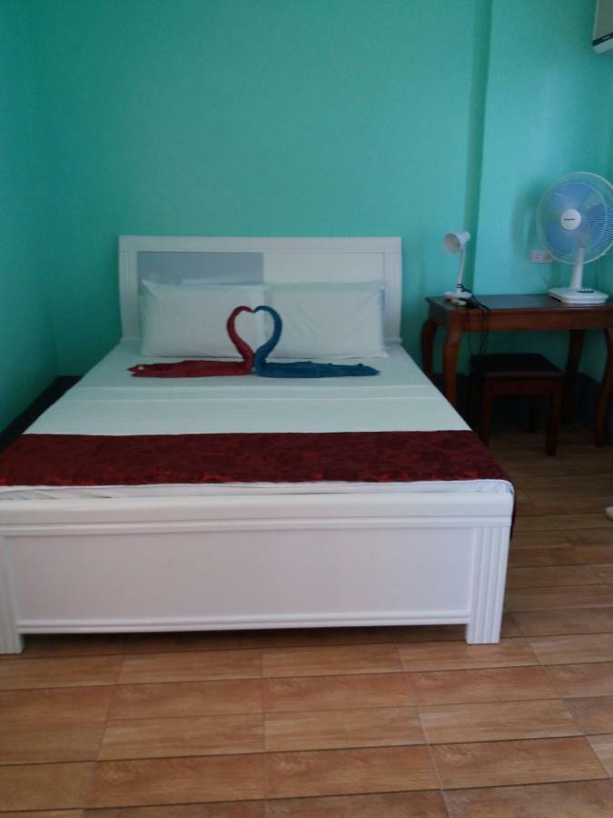 Sascha'S Resort Oslob Kültér fotó
